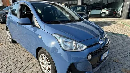 Usata 2017 Hyundai i10 Due volumi | 6800 € (Ottimo prezzo)