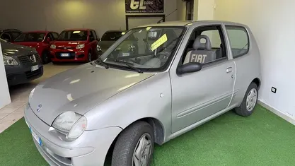 Usata Fiat 600 Anniversary 54 CV (39 kW) 2007 Utilitaria