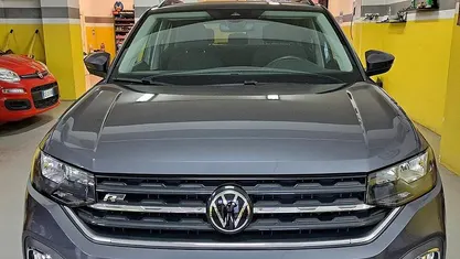 Usata VW T-Cross R-line 95 CV (69 kW) 2022 Grigio SUV