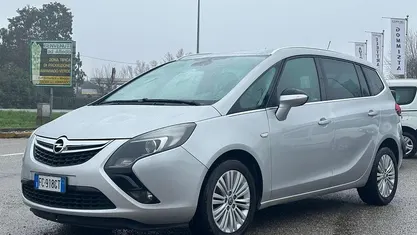Usata 2016 Opel Zafira Cosmo Monovolume | 5900 € (Ottimo prezzo)