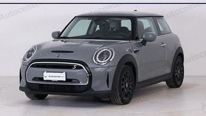 Usata Mini Cooper SE Classic 75 kW (102 CV) 2022 Gray Utilitaria