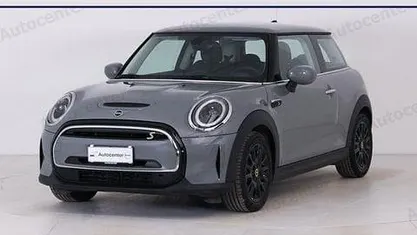 Usata Mini Cooper SE Classic 75 kW (102 CV) 2022 Utilitaria