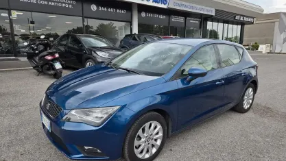 Usata Seat Leon Business 105 CV (77 kW) 2015 Blu/azzurro Berlina
