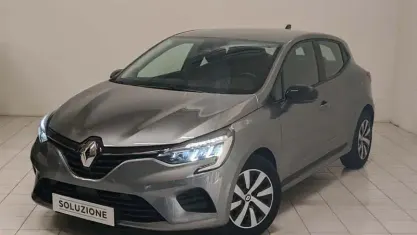 Usata Renault Clio Equilibre 91 CV (66 kW) 2023 Grigio Utilitaria