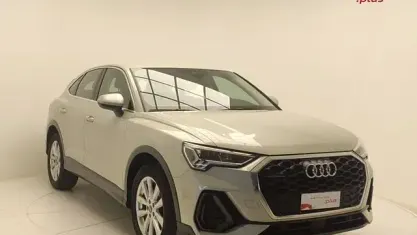 Usata Audi Q3 Sportback Business Plus 150 CV (110 kW) 2021 Argento rugiada metallizzato SUV
