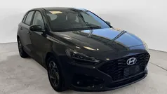 Grigio Nuova 2025 Hyundai i30 Tre volumi | 25.900 € (Buon prezzo)