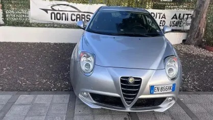 Usata Alfa Romeo MiTo Distinctive 120 CV (88 kW) 2012 Grigio Utilitaria