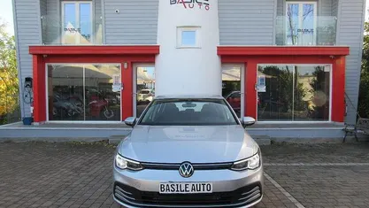 Begagnad VW Golf VII Style 2021 Grå Halvkombi
