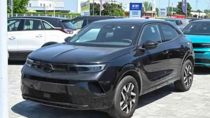 Usata Opel Mokka 136 CV (100 kW) 2025 Nero SUV
