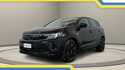 Usata Opel Grandland X 131 CV (96 kW) 2024 Nero / metallizzato SUV