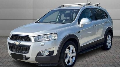 Second-hand Chevrolet Captiva LTZ 184 CP (135 kW) 2011 Argintiu SUV