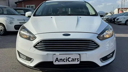 Usata Ford Focus Titanium 95 CV (69 kW) 2017 Bianco Station wagon