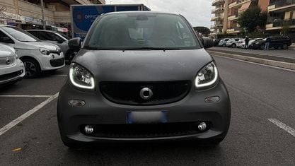 Usado Smart ForTwo Coupé Prime 90 CV (66 kW) 2019 Gris Coupe