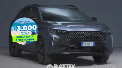 Usata DS Automobiles DS7 Crossback Performance Line Plus 300 CV (220 kW) 2024 Grigio titanio SUV