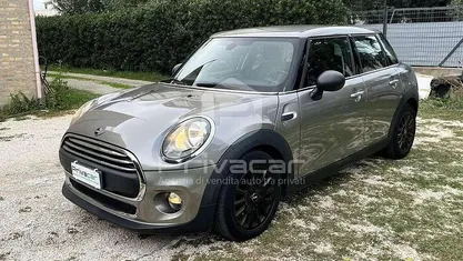 Grigio Usata 2016 Mini One D Due volumi | 11.200 € (Buon prezzo)