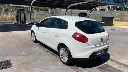 Usata Fiat Bravo Dynamic 105 CV (77 kW) 2009 Bianco Utilitaria