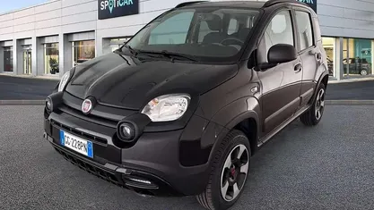 Usata 2021 Fiat Panda Cross Cross Due volumi | 15.850 € (Buon prezzo)
