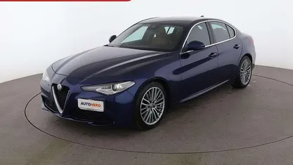 Usata Alfa Romeo Giulia Super 150 CV (110 kW) 2016 Blu Berlina