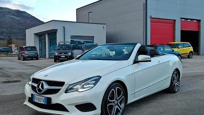 Usata Mercedes E250 Premium 203 CV (149 kW) 2014 Bianco Cabrio
