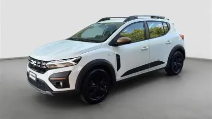 Usata Dacia Sandero Extreme 100 CV (73 kW) 2024 Bianco Utilitaria