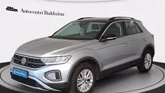 Pyrit silver met/tetto nero me Usata 2022 VW T-Roc Life SUV | 22.500 € (Buon prezzo)