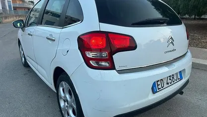 Usata Citroën C3 70 CV (51 kW) 2011 Bianco Berlina