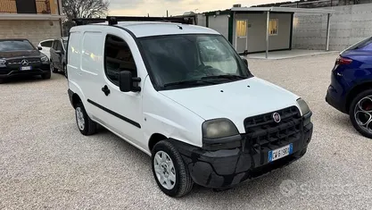 Usata Fiat Doblò 70 CV (51 kW) 2005 Bianco Monovolume