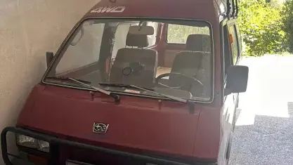 Usata Subaru Libero 52 CV (38 kW) 1992 Rosso Monovolume