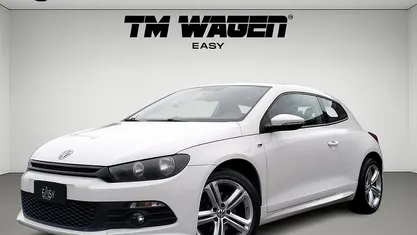 Begagnad VW Scirocco 140 HK (102 kW) 2013 Vit Sportkupé