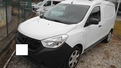 Usata Dacia Dokker 90 CV (66 kW) 2017 Monovolume