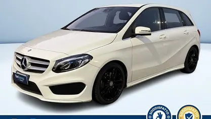Usata Mercedes B220 Premium 177 CV (130 kW) 2016 Bianco pastello Monovolume