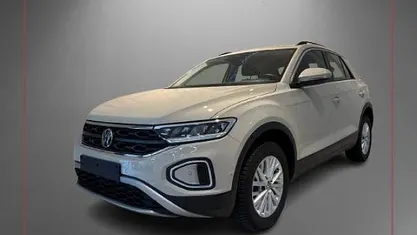 Usata VW T-Roc Life 150 CV (110 kW) 2024 Beige SUV