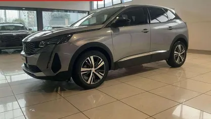 Usata Peugeot 3008 Allure 131 CV (96 kW) 2022 Grigio SUV