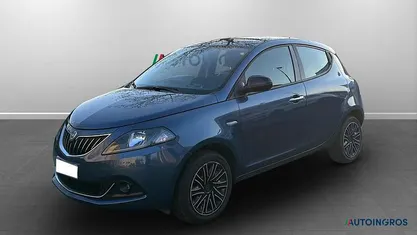 Usata Lancia Ypsilon Gold 69 CV (50 kW) 2023 Utilitaria