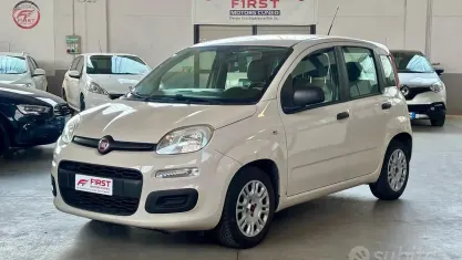 Usata Fiat Panda Lounge 69 CV (50 kW) 2016 Beige Utilitaria