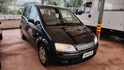 Usata 2007 Fiat Idea Monovolume | 1900 € (Buon prezzo)
