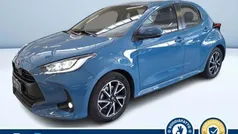 Blu metallizzato Usata 2021 Toyota Yaris Hybrid Trend Due volumi | 17.000 € (Buon prezzo)