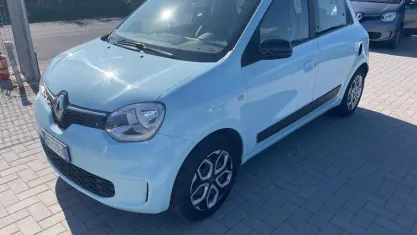 Usata Renault Twingo Equilibre 65 CV (47 kW) 2024 Blu Utilitaria