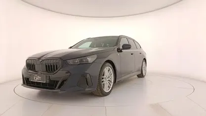 Usata BMW 540 M Sport 249 CV (183 kW) 2025 Nero Station wagon
