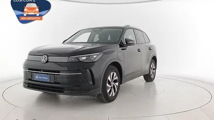 Usata VW Tiguan Life 204 CV (150 kW) 2025 Grenadill black metallizzato SUV