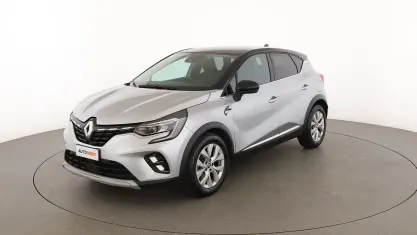 Usata Renault Captur Intens 158 CV (116 kW) 2021 Argento SUV