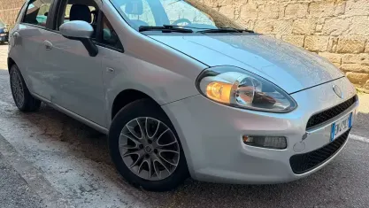 Usata Fiat Punto Sport 95 CV (69 kW) 2012 Grigio Utilitaria