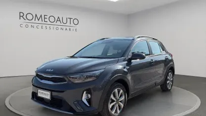 Usata Kia Stonic 84 CV (61 kW) 2022 Grigio SUV