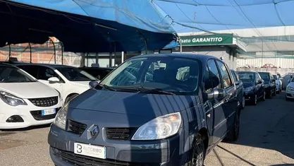 Grigio Usata 2007 Renault Scénic II Monovolume | 2500 €