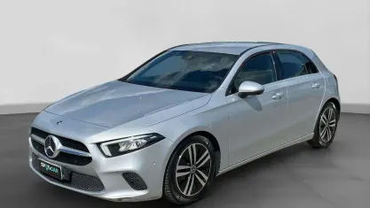 Usata Mercedes A180 Premium 116 CV (85 kW) 2019 Grigio Berlina
