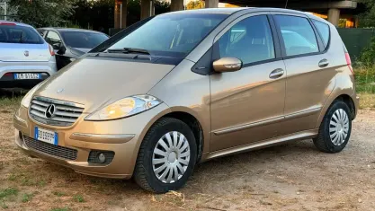 Usata Mercedes A150 Avantgarde 95 CV (69 kW) 2007 Oro Berlina