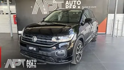 Usata VW T-Cross R-line 116 CV (85 kW) 2020 Nero SUV