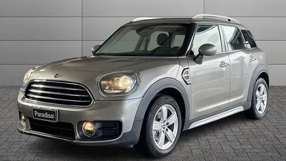 Usata 2019 Mini One D Countryman Business SUV | 19.700 € (Buon prezzo)