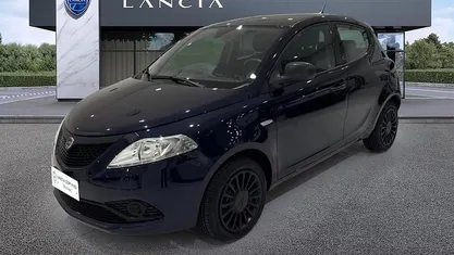 Usata Lancia Ypsilon Silver 70 CV (51 kW) 2020 Blu Utilitaria