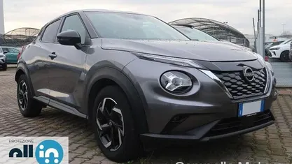 Grigio Usata 2023 Nissan Juke N-Connecta SUV | 20.500 € (Buon prezzo)